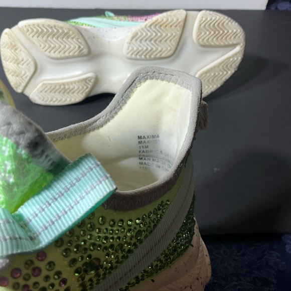 Colorful Gradient Sneakers - Picture 6 of 6